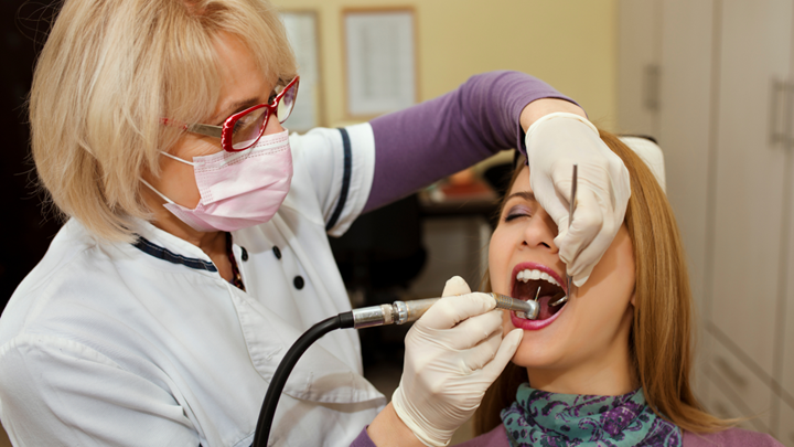 Dentist in Riverside